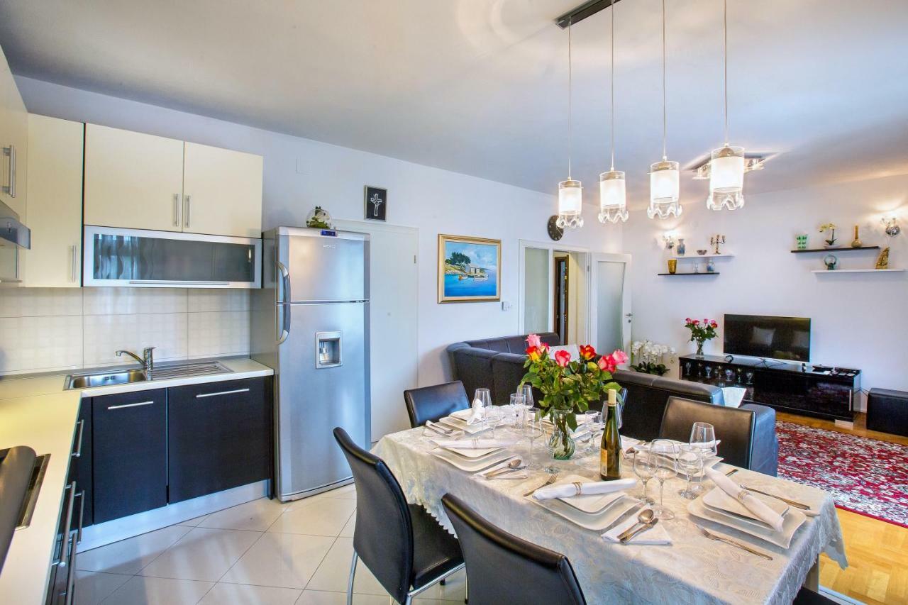 Apartments Dora Split Extérieur photo