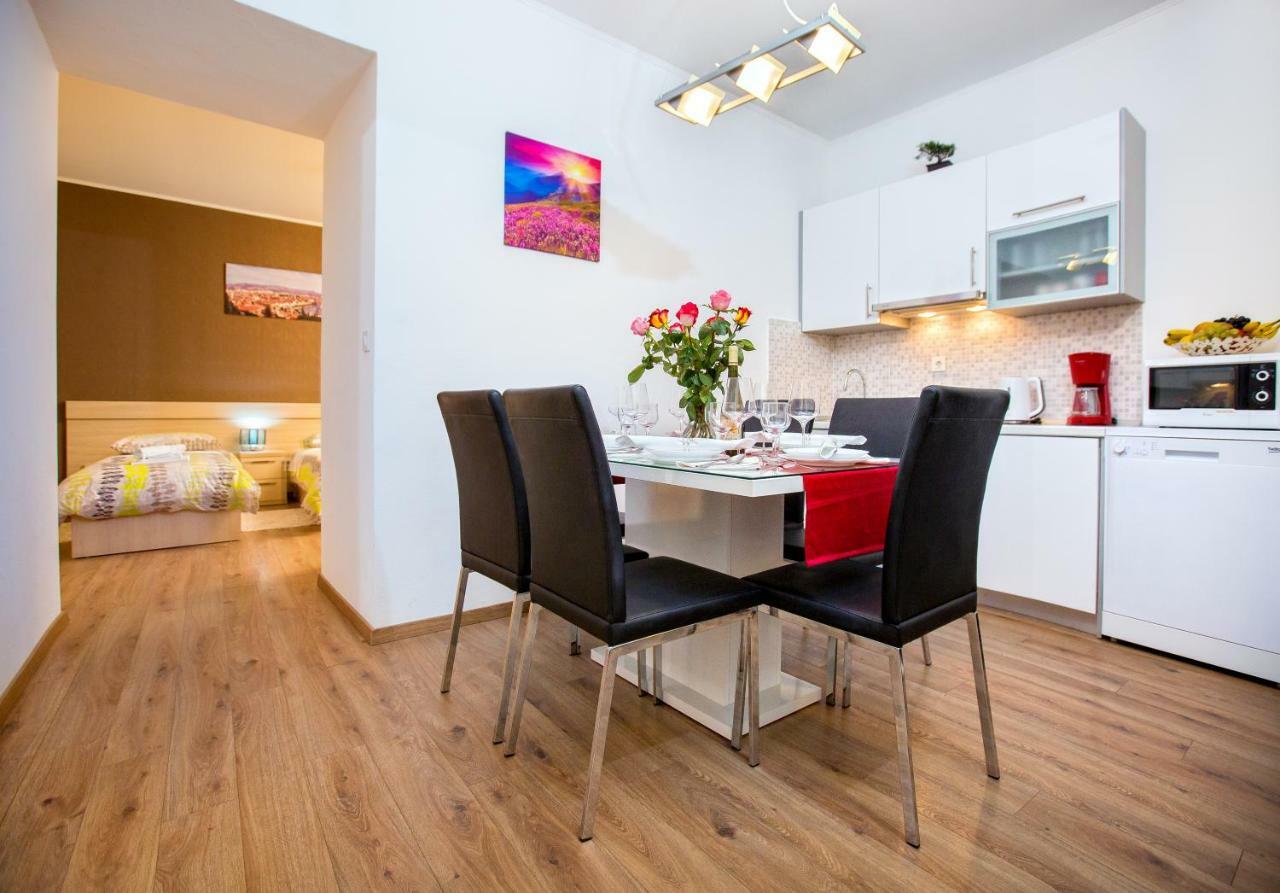 Apartments Dora Split Extérieur photo